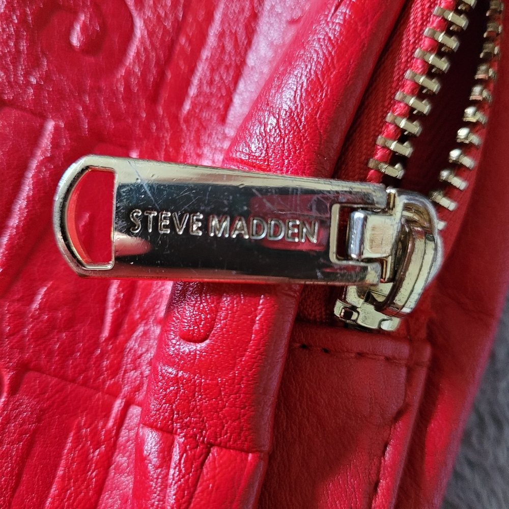 Red Steve Madden Crossbody Bag - Picture 6 of 11